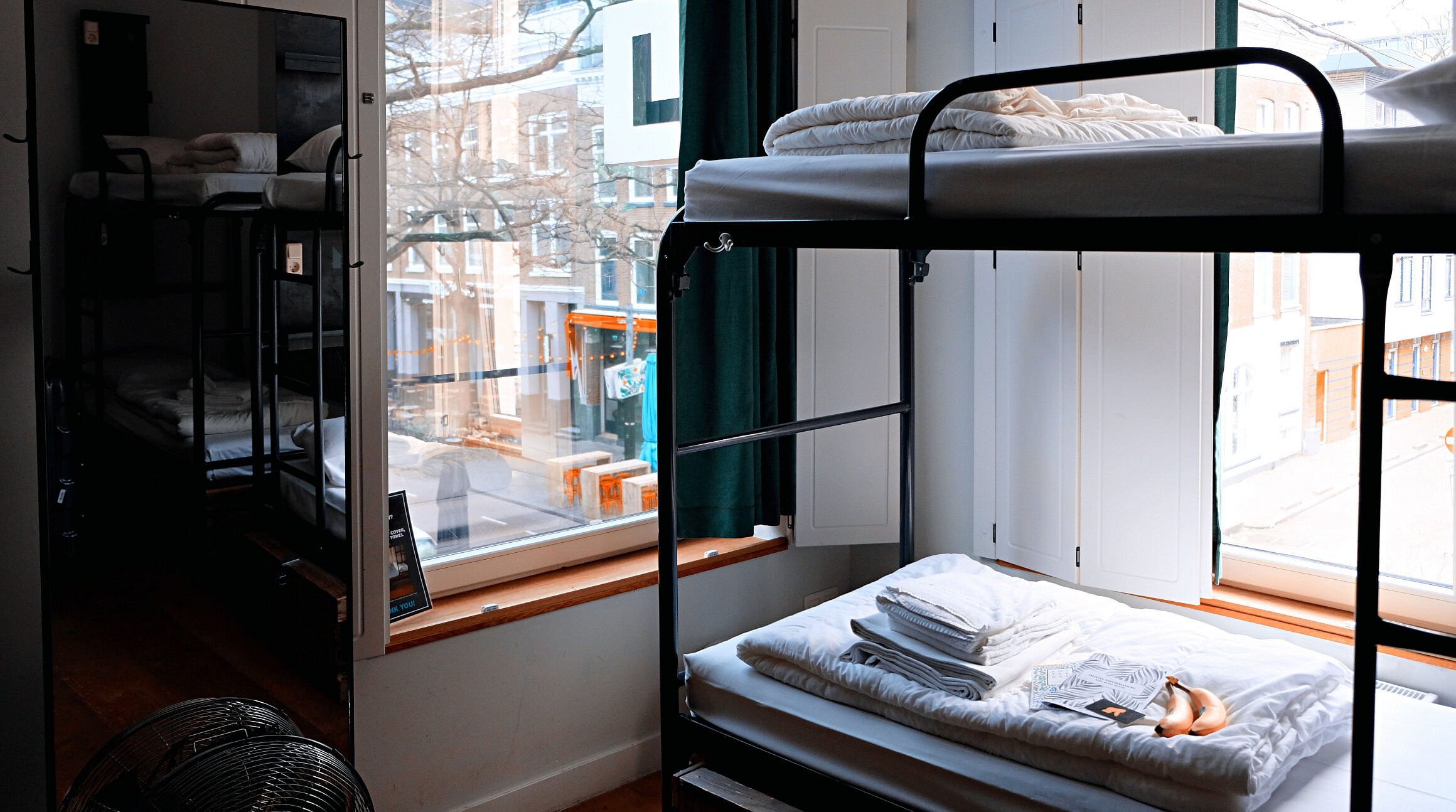 hostel bunk bed